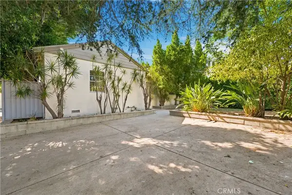 7721 Ethel Avenue, North Hollywood, CA 91605