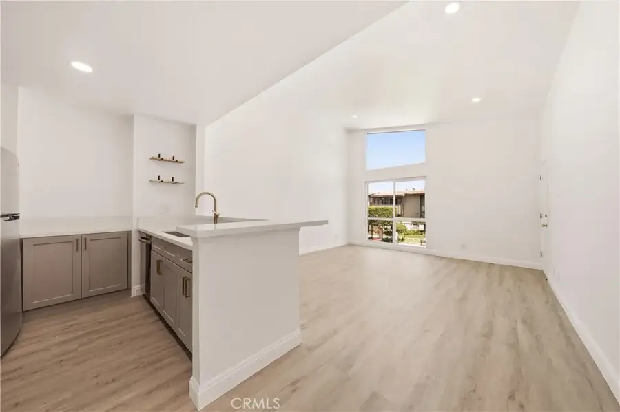 802 Coriander Drive #B, Torrance, CA 90502 - #2