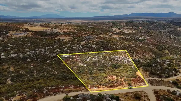 790 Crazy Horse Canyon Dr., Aguanga, CA 92536