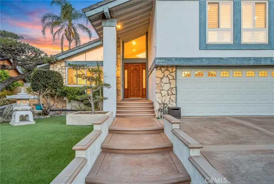 2909 S Diamond Street, Santa Ana, CA 92704 - #2