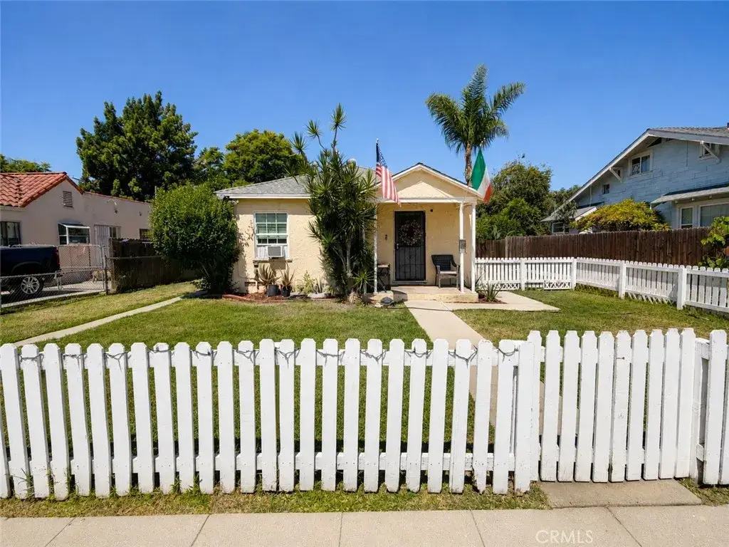 7901-7903 Washington, Whittier, CA 90602 - #1