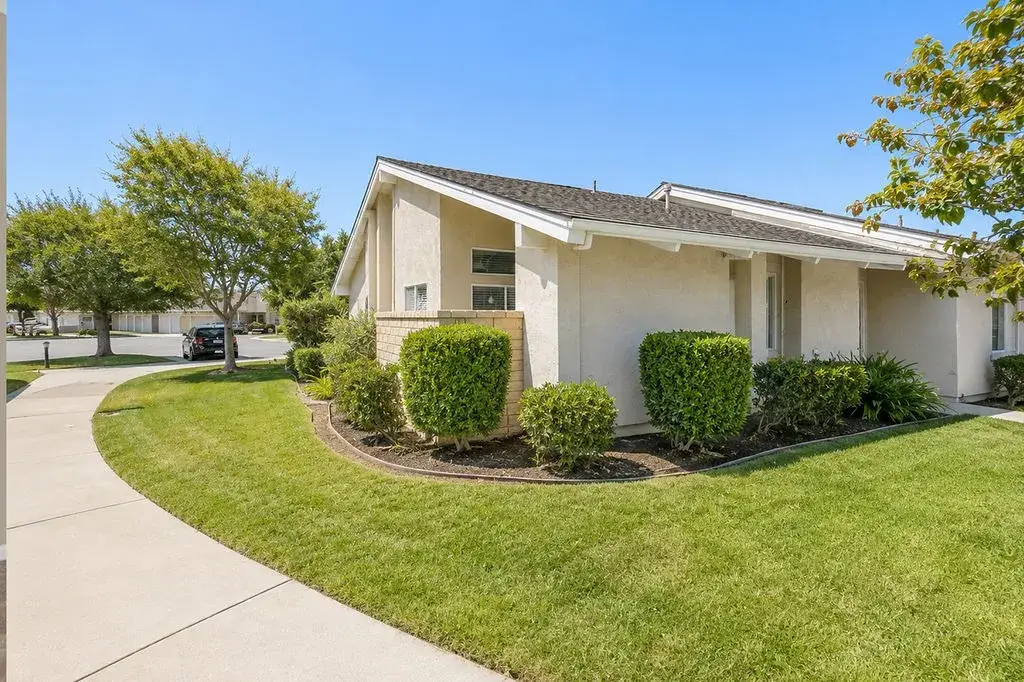8877 Tulare Drive #313D, Huntington Beach, CA 92646 - #1