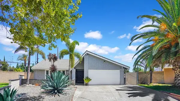 902 W Alpine, Santa Ana, CA 92707