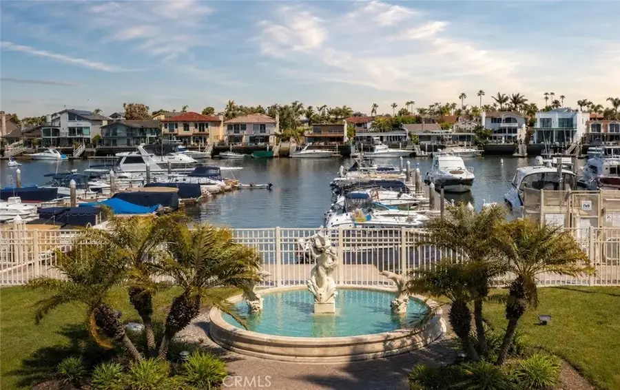 4167 Warner Avenue, Huntington Beach, CA 92649 - #3