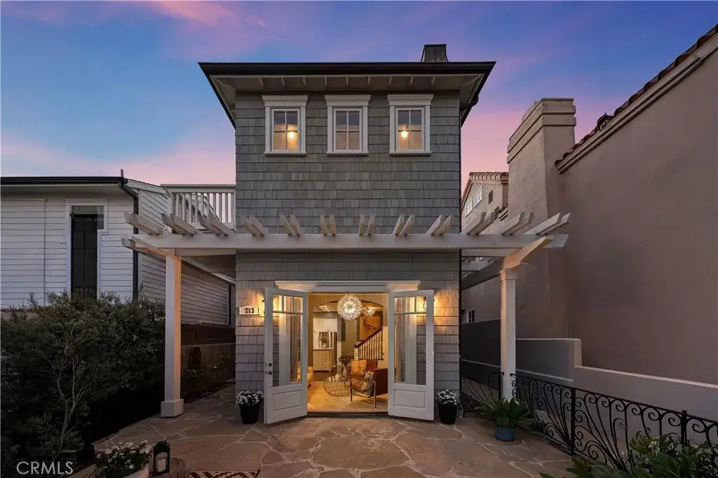 713 Larkspur Avenue, Corona Del Mar, CA 92625 - #1