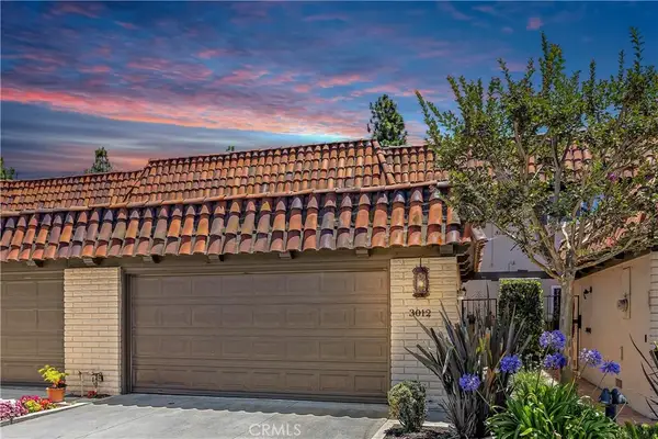 3012 Club House, Costa Mesa, CA 92626
