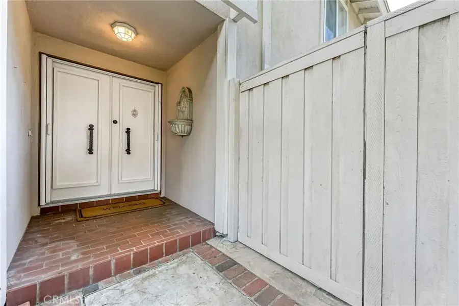 11 Almond Tree, Irvine, CA 92612 - #3