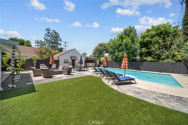 6951 Chisholm, Van Nuys, CA 91406