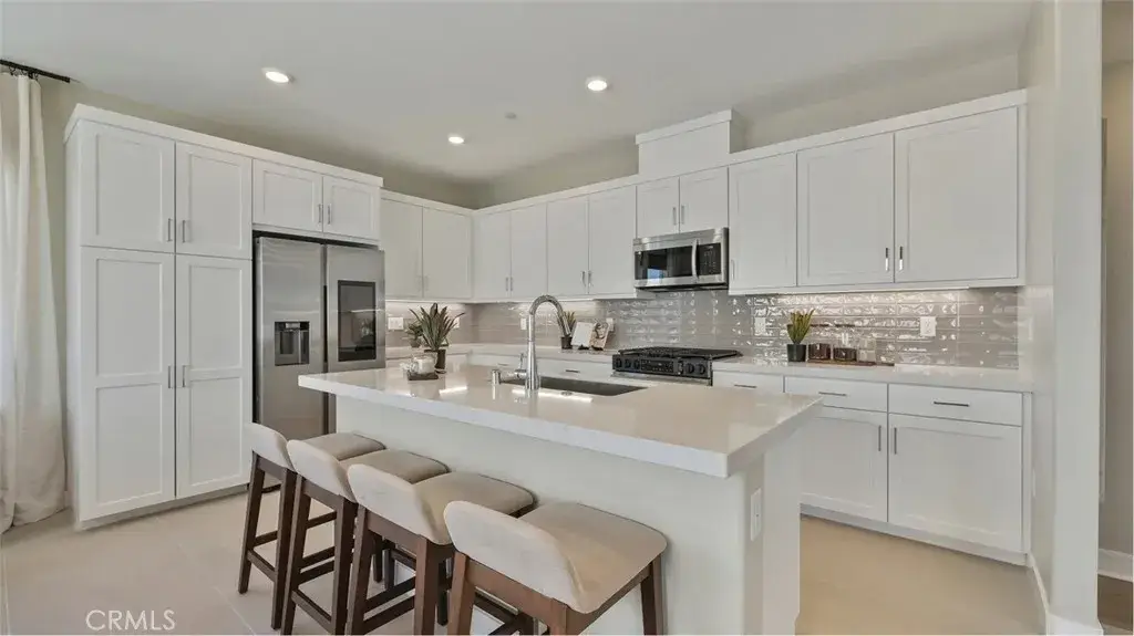 26862 Serif Place, Valencia, CA 91381 - #1