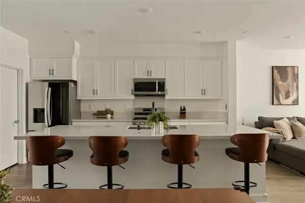 10305 Triple Crown Lane, Cypress, CA 90720