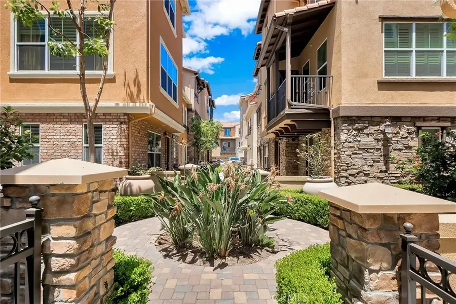 32 Aliso Ridge, Mission Viejo, CA 92691 - #3