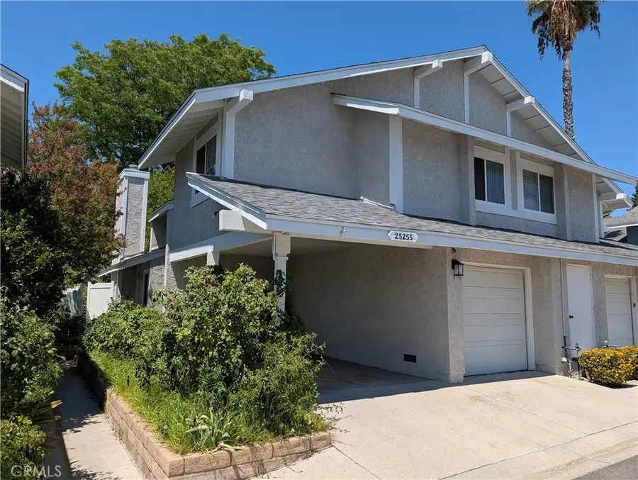 25255 Avenida Dorena, Newhall, CA 91321 - #3
