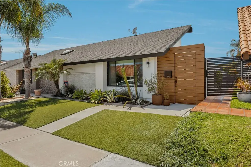 1919 Alsuna, Huntington Beach, CA 92648 - #1