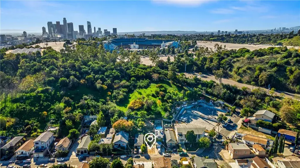 744 Amador, Los Angeles, CA 90012 - #1
