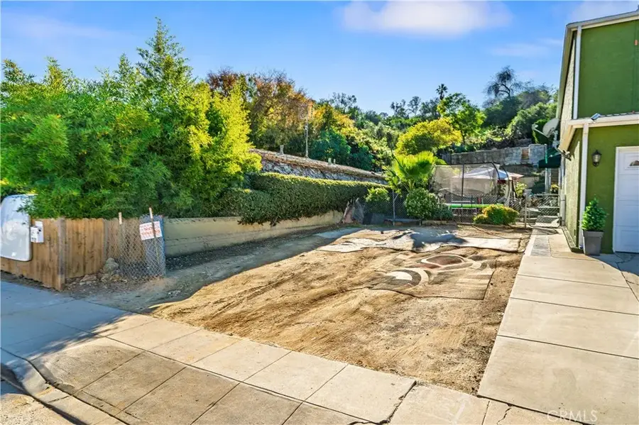 744 Amador, Los Angeles, CA 90012 - #2