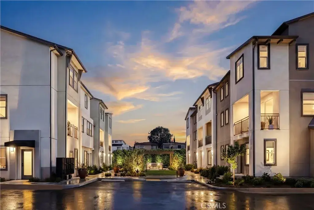 12721 Sky Place #10, Hawthorne, CA 90250 - #1