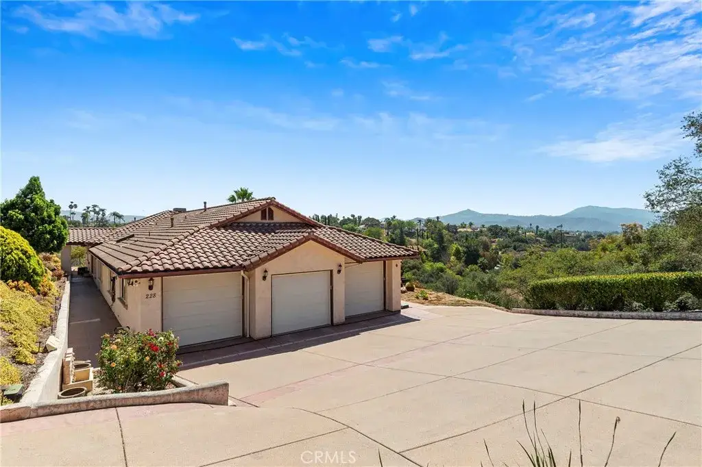 228 Vista Grande, Escondido, CA 92025 - #1