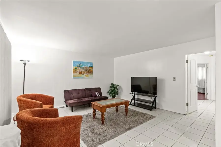 444 Obispo Avenue #3, Long Beach, CA 90814 - #2
