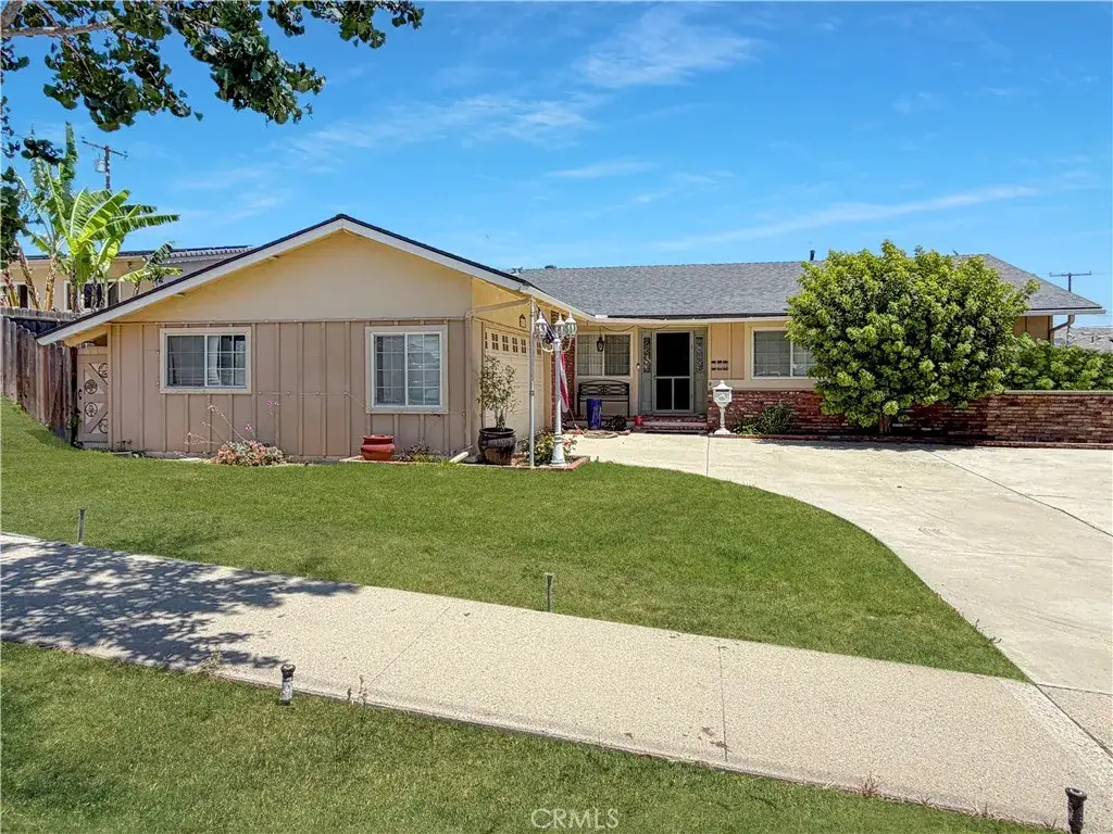 342 Ridgeway, San Buenaventura Ventura, CA 93004 - #1