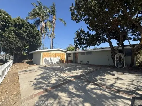 599 W Wilson Street, Costa Mesa, CA 92627