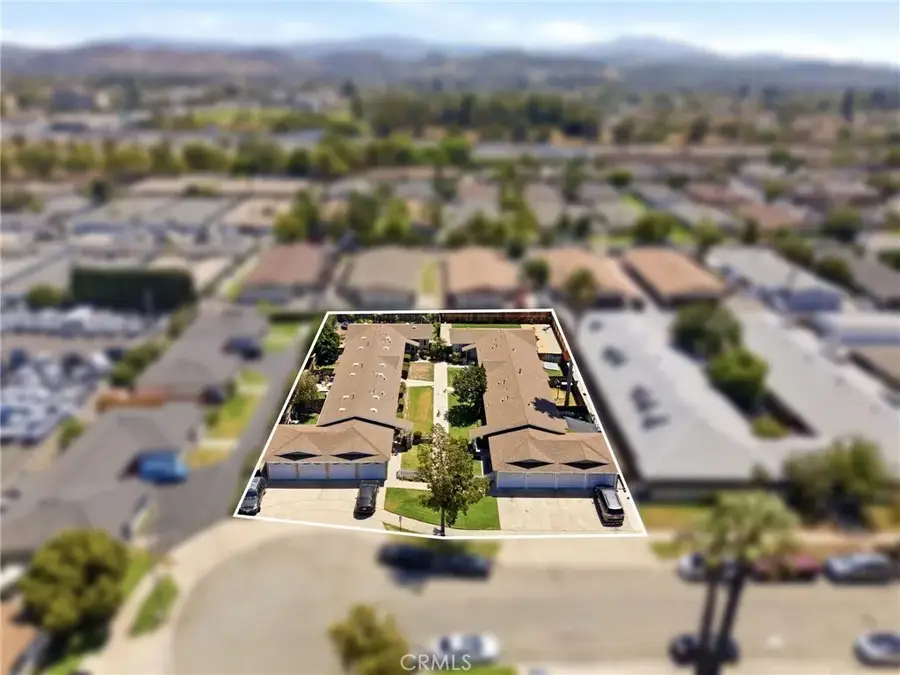 219 S Oak Street, Orange, CA 92866 - #2