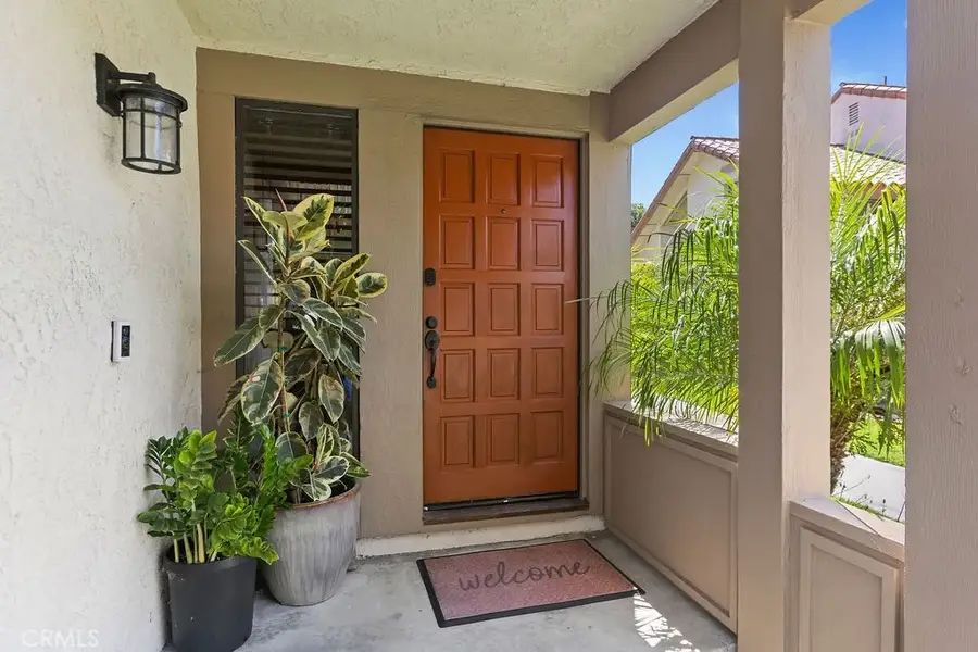 20932 Coastview Lane, Huntington Beach, CA 92648 - #2