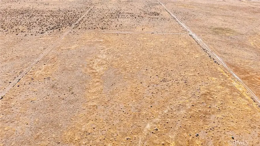 12323 W B-8, North Antelope Valley, CA 93536 - #3