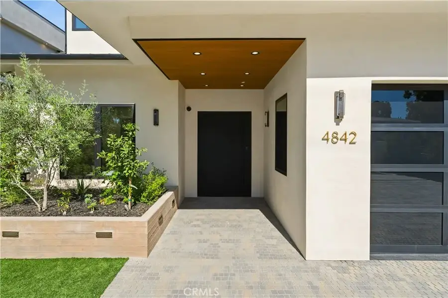 4842 Fulton Avenue, Sherman Oaks, CA 91423 - #2