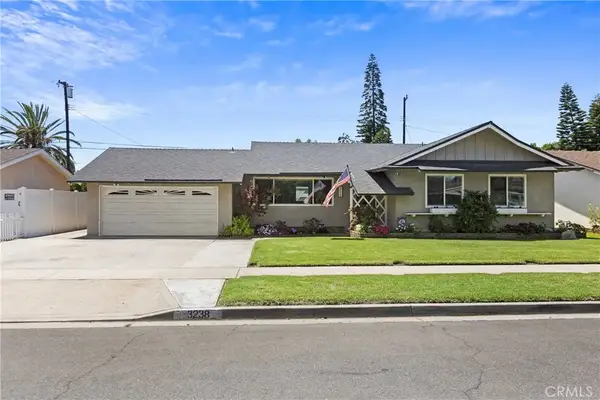 3238 W Ravenswood, Anaheim, CA 92804