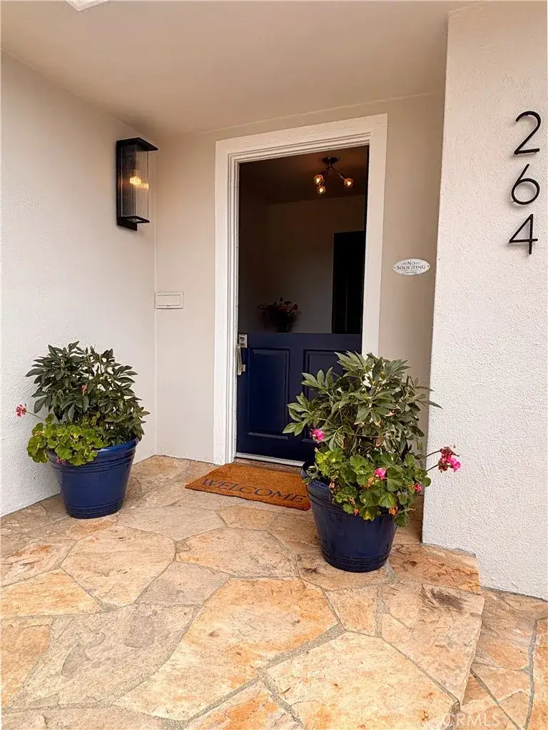 264 Dorothy Avenue, San Buenaventura Ventura, CA 93003 - #3