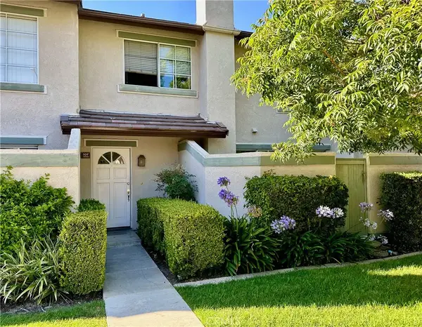 107 Oxford #34, Irvine, CA 92612