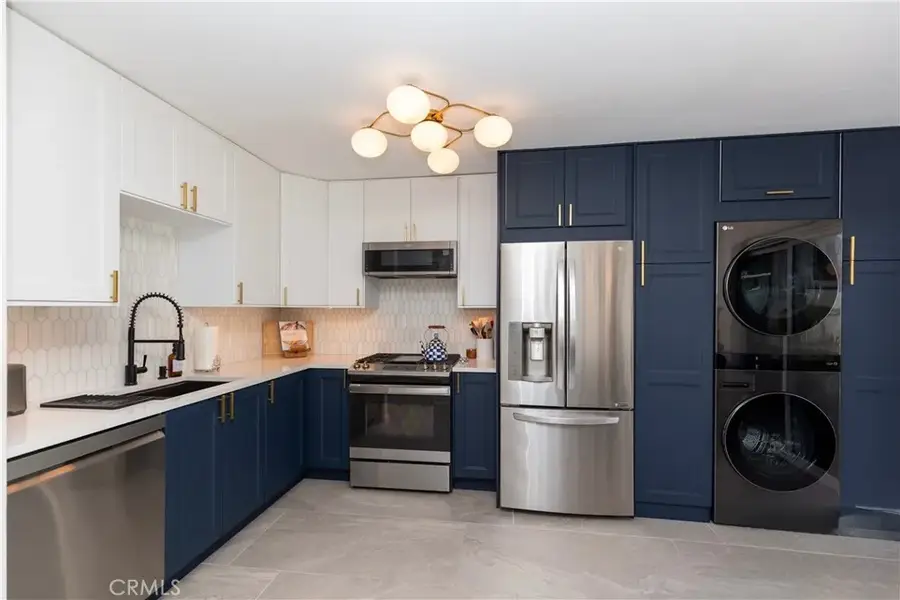 659 E Lee, Azusa, CA 91702 - #2