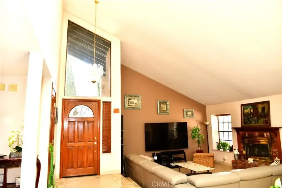 722 Sir George Court, Moorpark, CA 93021 - #2