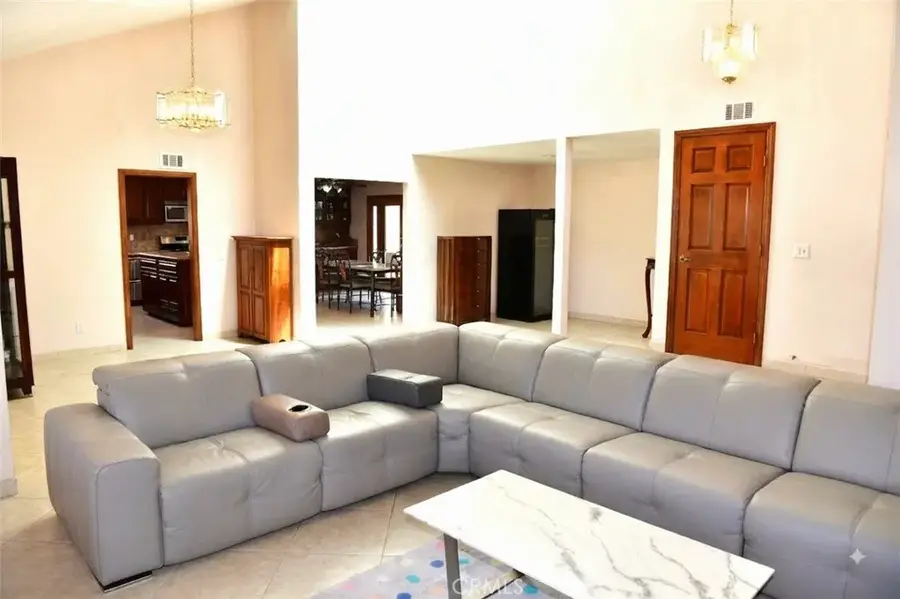 722 Sir George Court, Moorpark, CA 93021 - #3