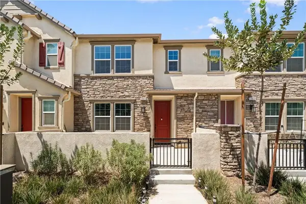 3923 E Carmel Privado, Ontario, CA 91761