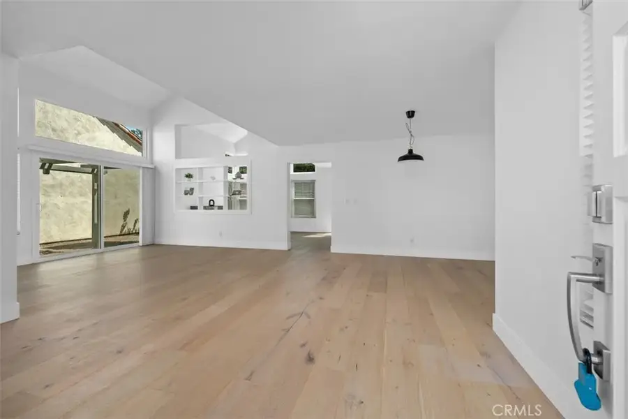 27 Almeria, Irvine, CA 92614 - #3