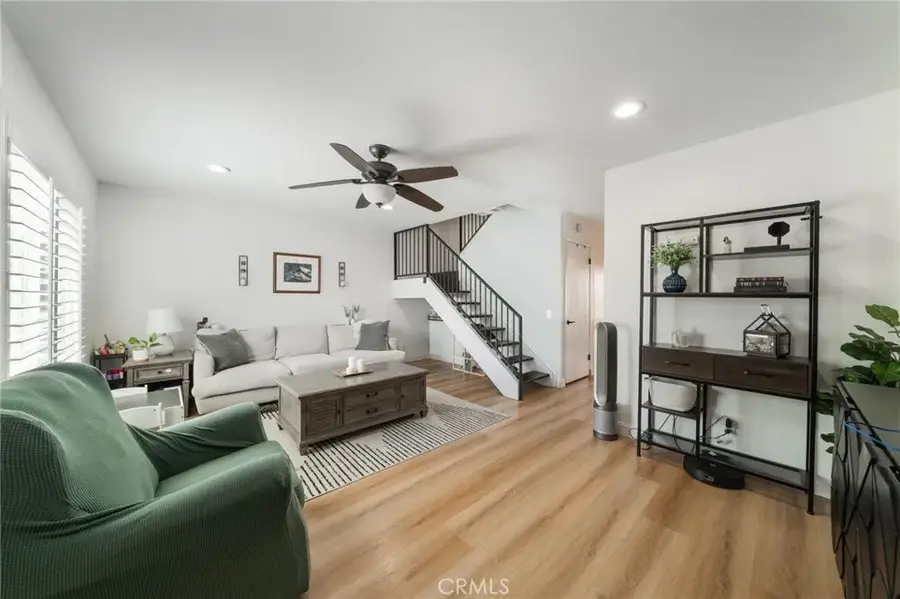3000 Bradford Pl Unit F, Santa Ana, CA 92707 - #3