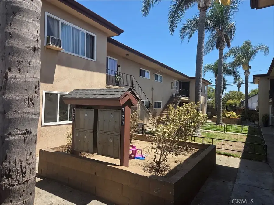 724 N Wilmington, Wilmington, CA 90744 - #2