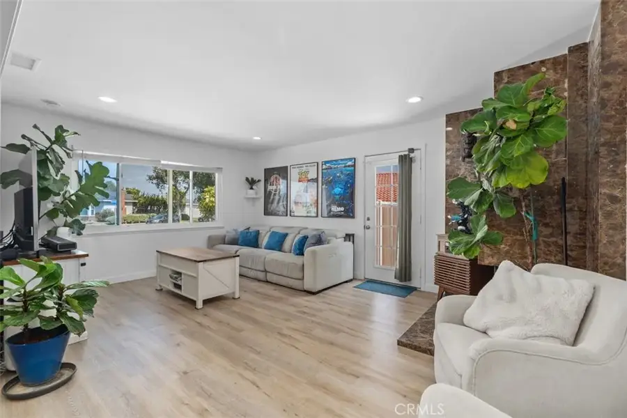 2264 E Standish, Anaheim, CA 92806 - #3