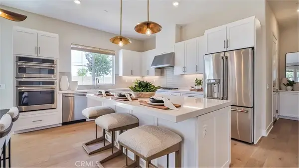 27469 Red Alder Lane, Valencia, CA 91381