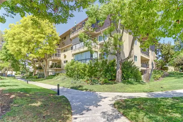 2381 Via Mariposa West #2B, Laguna Woods, CA 92637