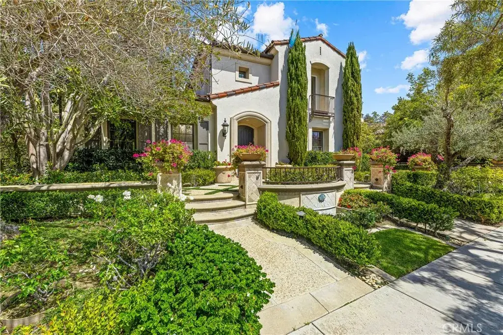 28 Blue Summit, Irvine, CA 92603 - #1