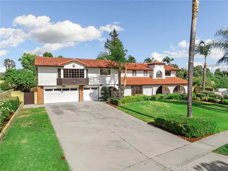 1868 N Laurel, Upland, CA 91784 - #2
