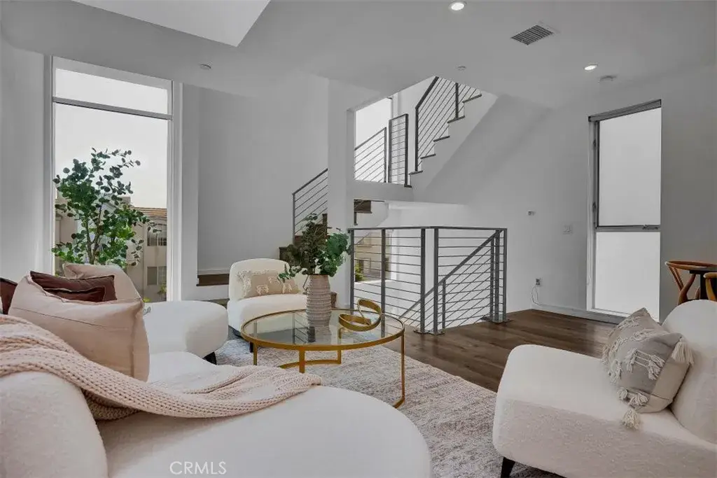 6919 Knowlton Place, Los Angeles, CA 90045 - #1