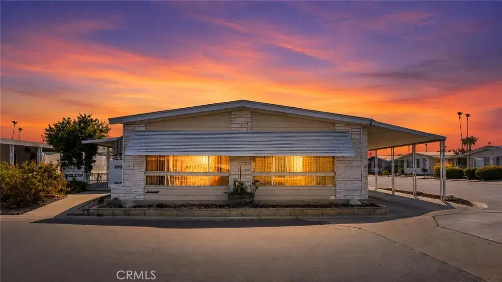 601 N Kirby St #85, Hemet, CA 92545 - #1
