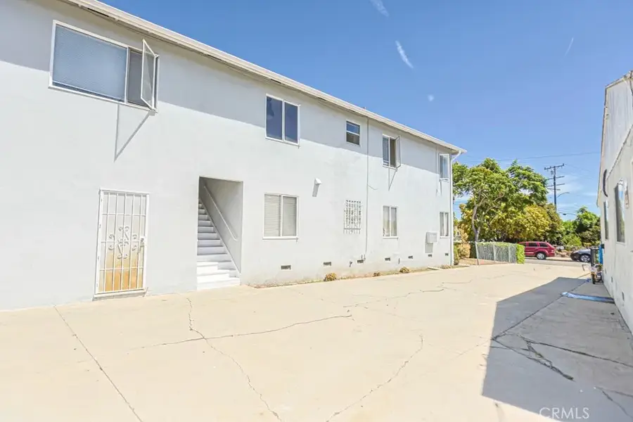 1139 E 67th Street, Inglewood, CA 90302 - #2