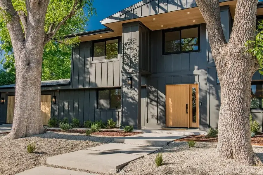 24245 Hatteras, Woodland Hills, CA 91367 - #3