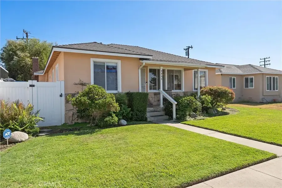 4945 Adenmoor, Lakewood, CA 90713 - #3