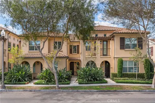 96 Rose Arch #26, Irvine, CA 92620