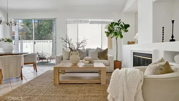 13396 N Hearst Court, Tustin, CA 92782